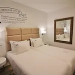 Ana Margarida Hotel 2*